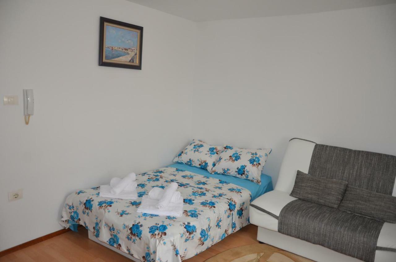Apartments Park Πιράν Εξωτερικό φωτογραφία